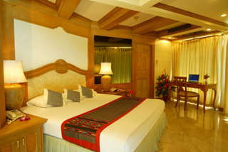 Sea Pearl Beach & Spa Patong Eksteriør bilde